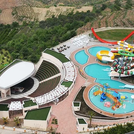 Private 3 Bedrooms Gold City Alanya
